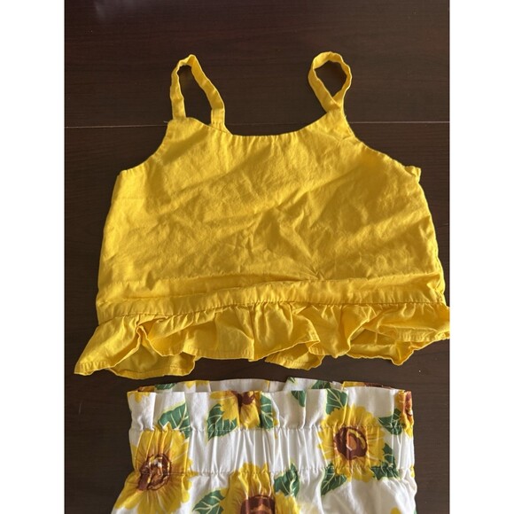 Girl's outfit Sleeveless Toddler Top+ Sunflower Ruffle shorts yellow size XS 5-6 - Picture 10 of 12